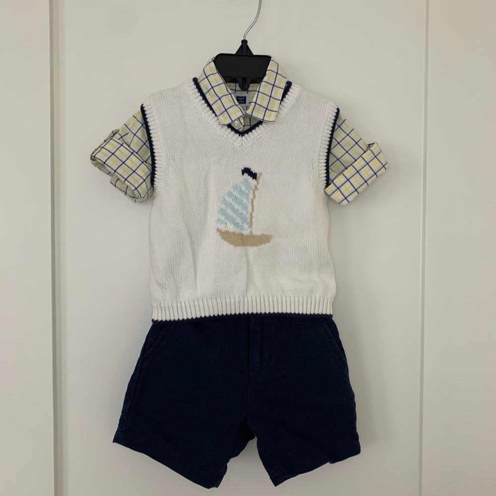 6-12mths Boy Janie & Jack Set. Shorts, Shirt, Vest